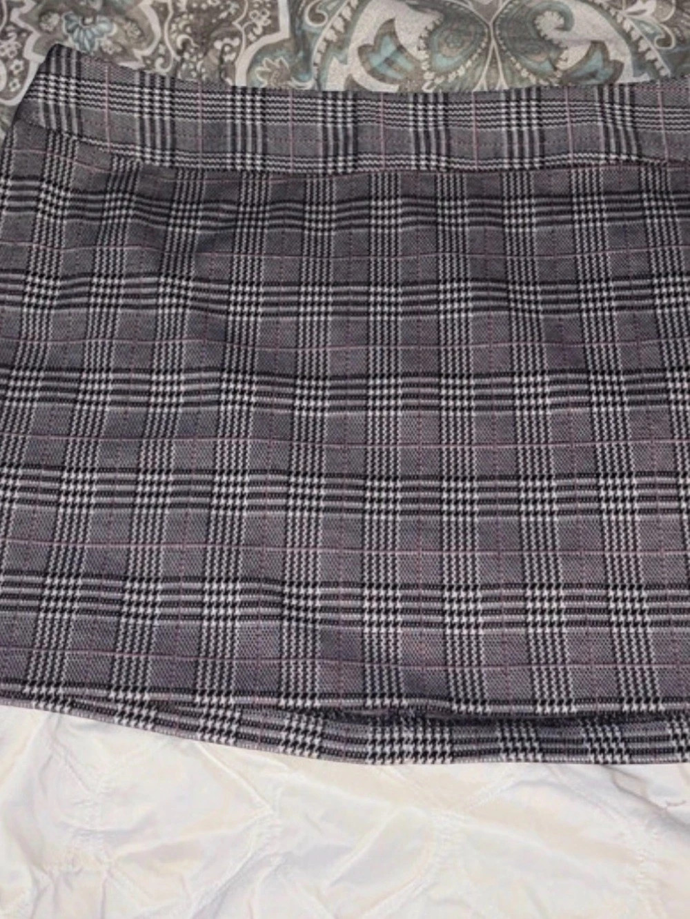 maison jule Plaid Mini Skirt in Gray & Black Size XXL